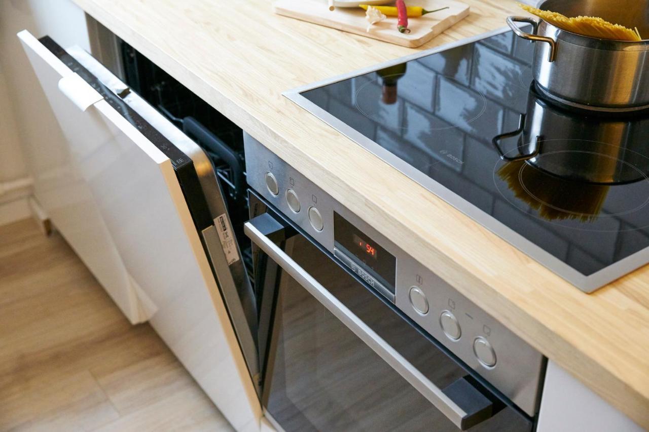 Apartment In Musikalischem Haus Майен Екстериор снимка