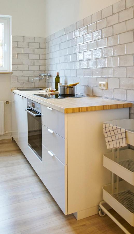 Apartment In Musikalischem Haus Майен Екстериор снимка