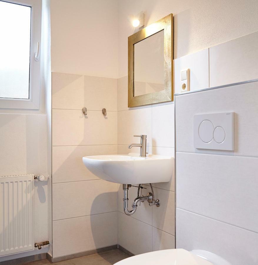 Apartment In Musikalischem Haus Майен Екстериор снимка