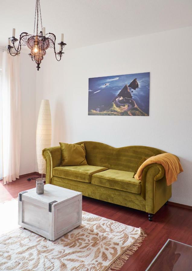 Apartment In Musikalischem Haus Майен Екстериор снимка